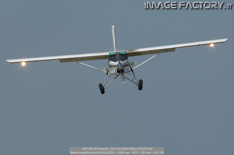 2007-09-16 Ravenna - Fly Fest 0926 Pilatus PC6 B2-H4.jpg